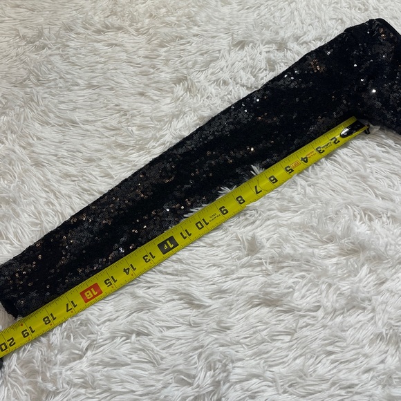 Lulu's Shimmering Black SEQUIN ONE ARM CROP TOP WOMENS SIZE XS - Picture 4 of 7